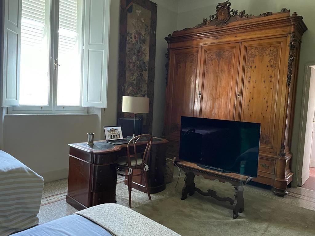 Villa Anselmi - Arteindiretta Livorno Dış mekan fotoğraf